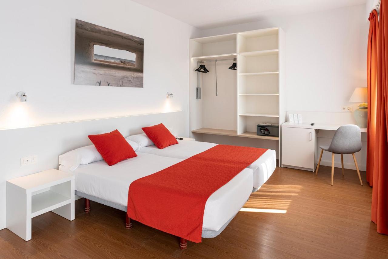 Double or Twin Room,1371701024:JPEG